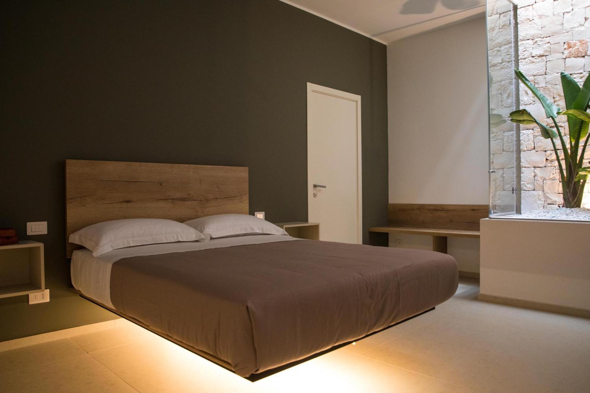 Your House Rooms 3 Conversano Bagian luar foto
