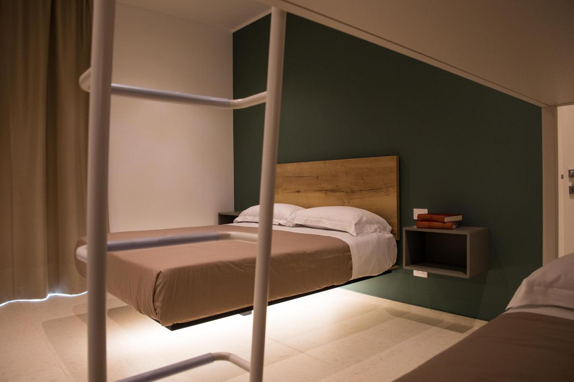 Your House Rooms 3 Conversano Bagian luar foto