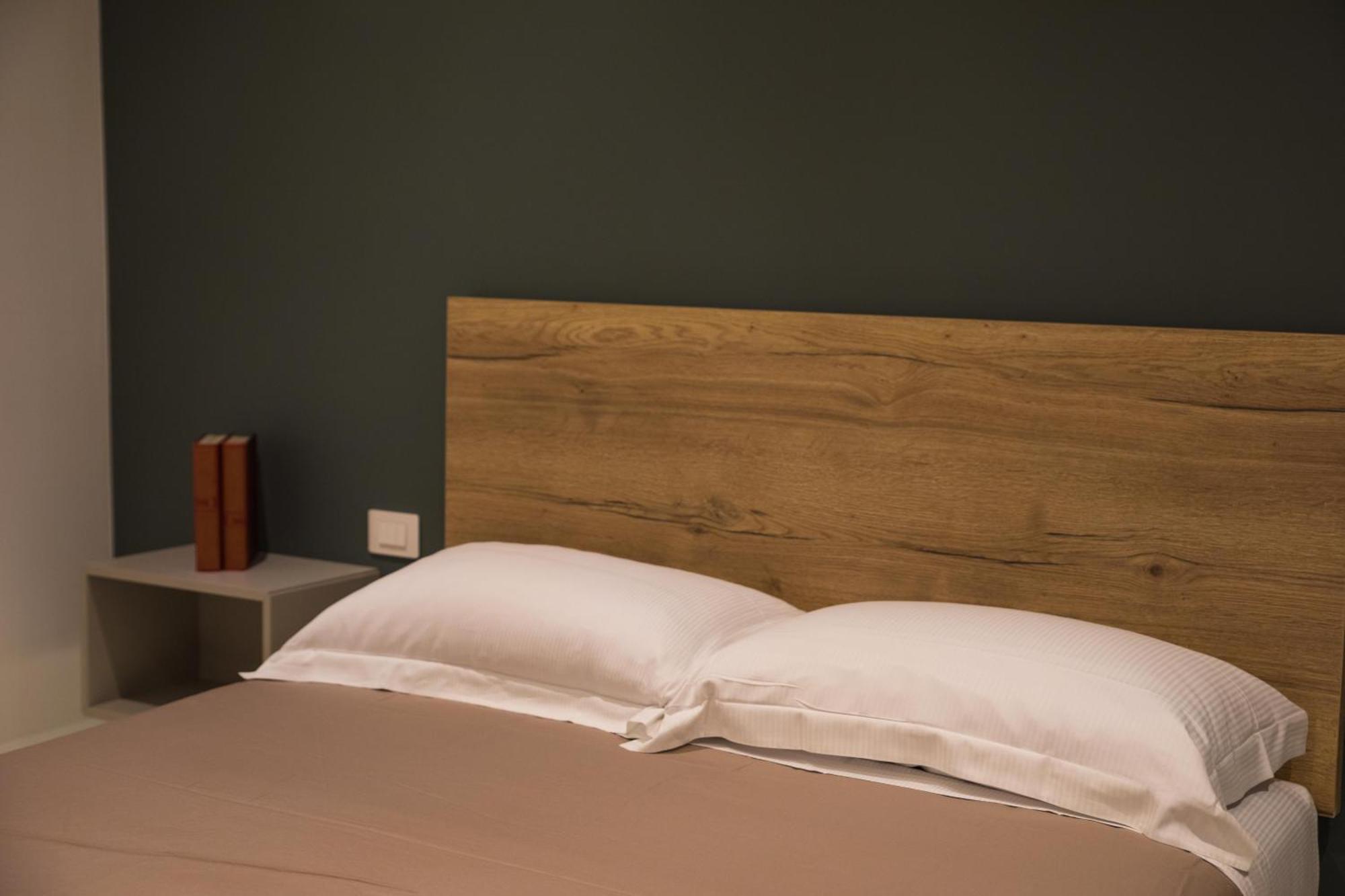 Your House Rooms 3 Conversano Bagian luar foto