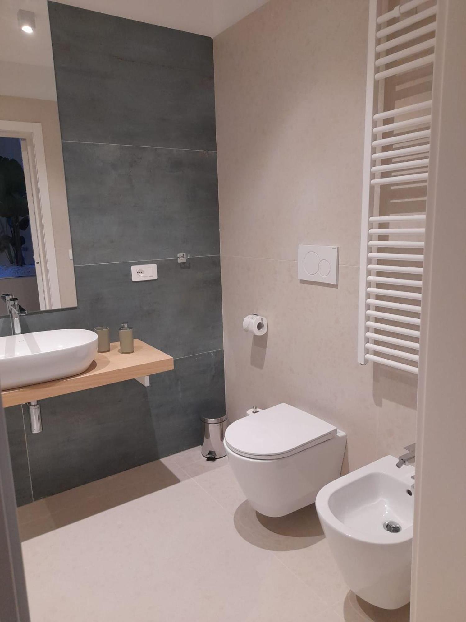 Your House Rooms 3 Conversano Bagian luar foto